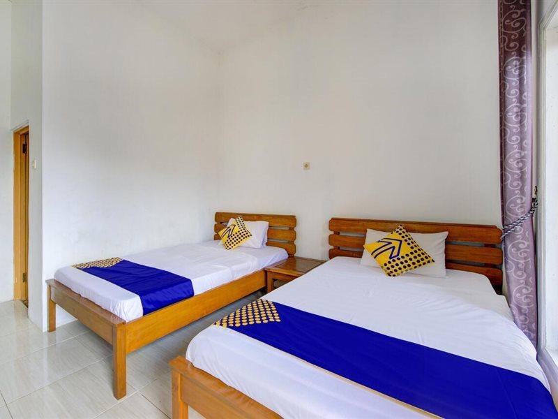 Reddoorz Near Pamugaran Beach Pangandaran Exterior photo